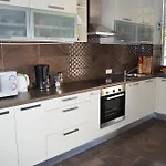 Miocic זאדאר